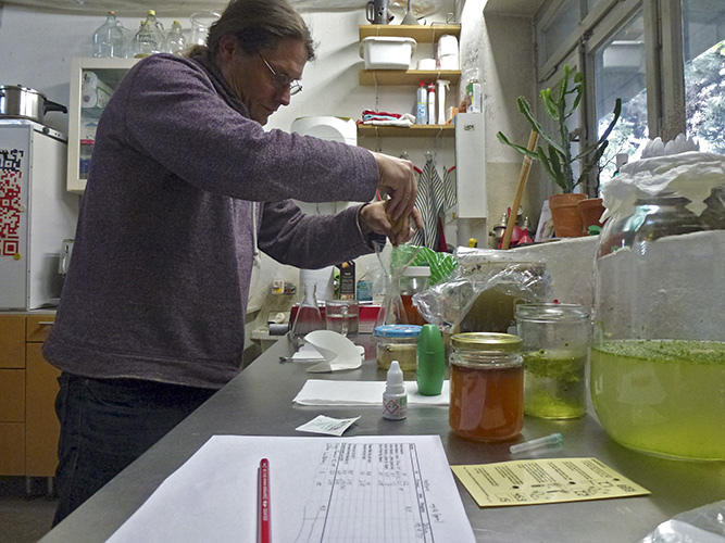 Andreas prepares for phosphorus tests